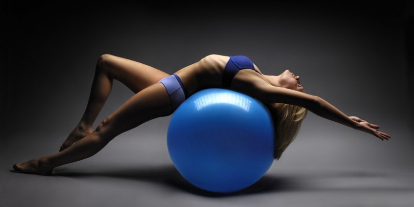 Быстро упражнения с шаром для фитнеса для похудения
