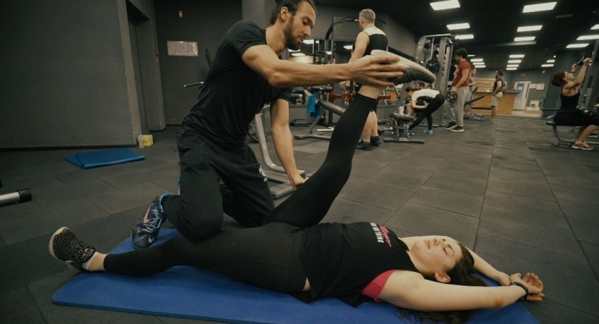 Как правильно делать подъем ног лежа: техника выполнения упражнения для мышц пресса и ног (85 фото и видео)