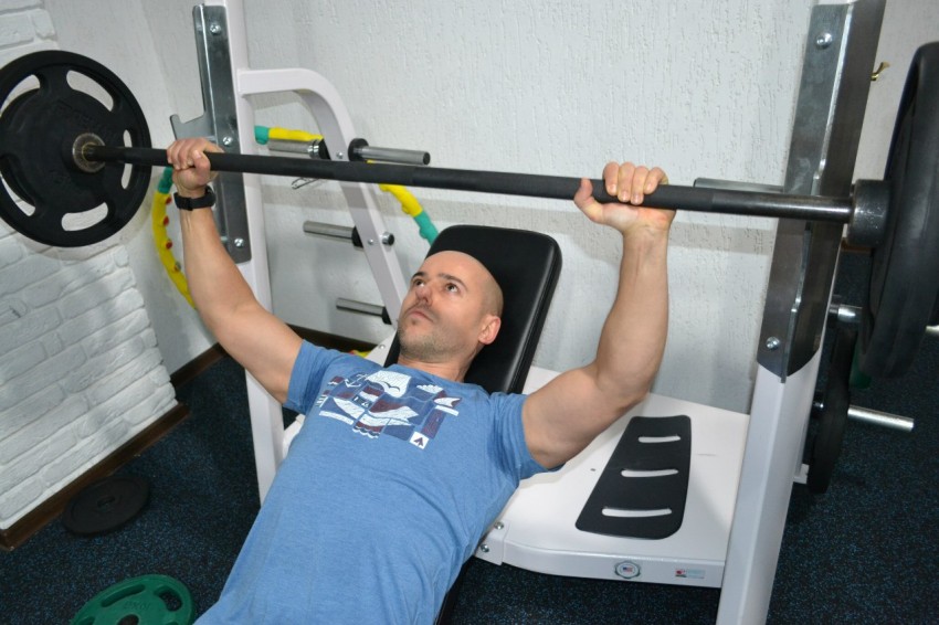 Комплекс упражнений для набора массы - базовые упражнения и рекомендации по подбору веса для упражнений