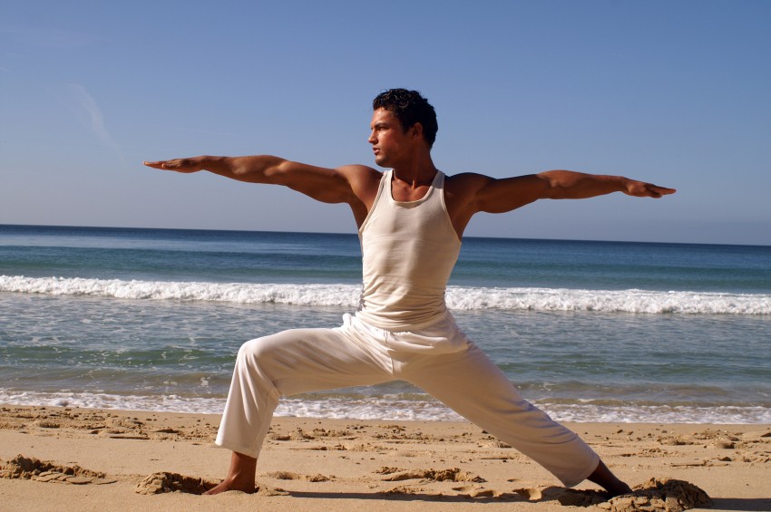 Упражнения йоги для похудения для начинающих для мужчин