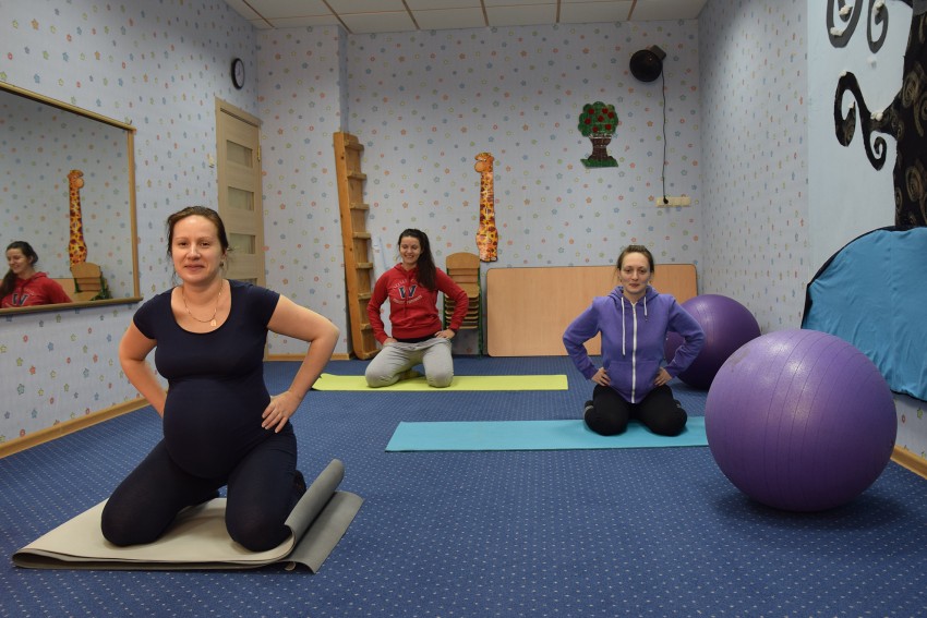 Йога для беременных - 90 фото упражнений, асаны, подготовка и особенности йоги для будущих мам