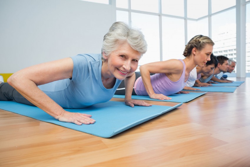 Йога для пожилых - комплекс упражнений и лучшие практики для тела и духа (95 фото и видео)